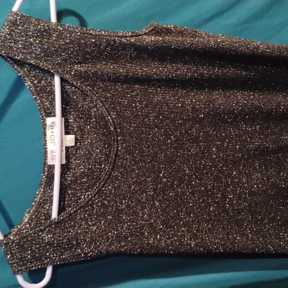 St John top